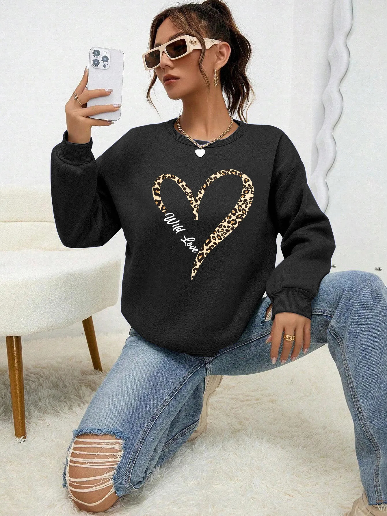 Leopard Wild Heart Pattern Print Female Sweatshirt Street Fur-Liner Hooded Hipster Hoodies All-Match Crewneck Tracksuit 250113