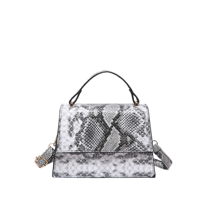 On the new trend personality large capacity fashion snake print women's bag 2025 new style simple single shoulder diagonal small square bag