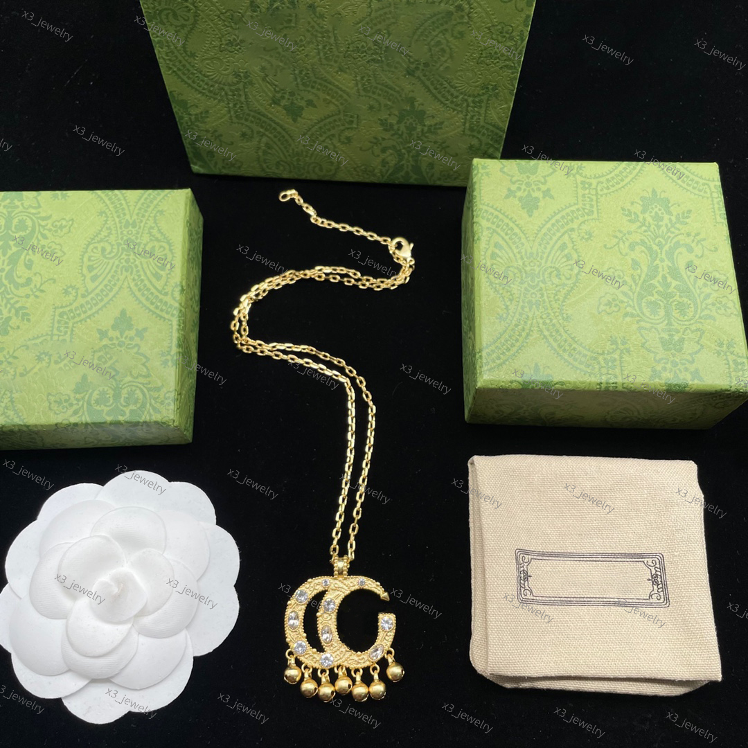 Brass letter designer necklace, fashion gift designer necklace, ladies' Valentine's Day wedding party gift jewelry, fashion party ladies' jewelry