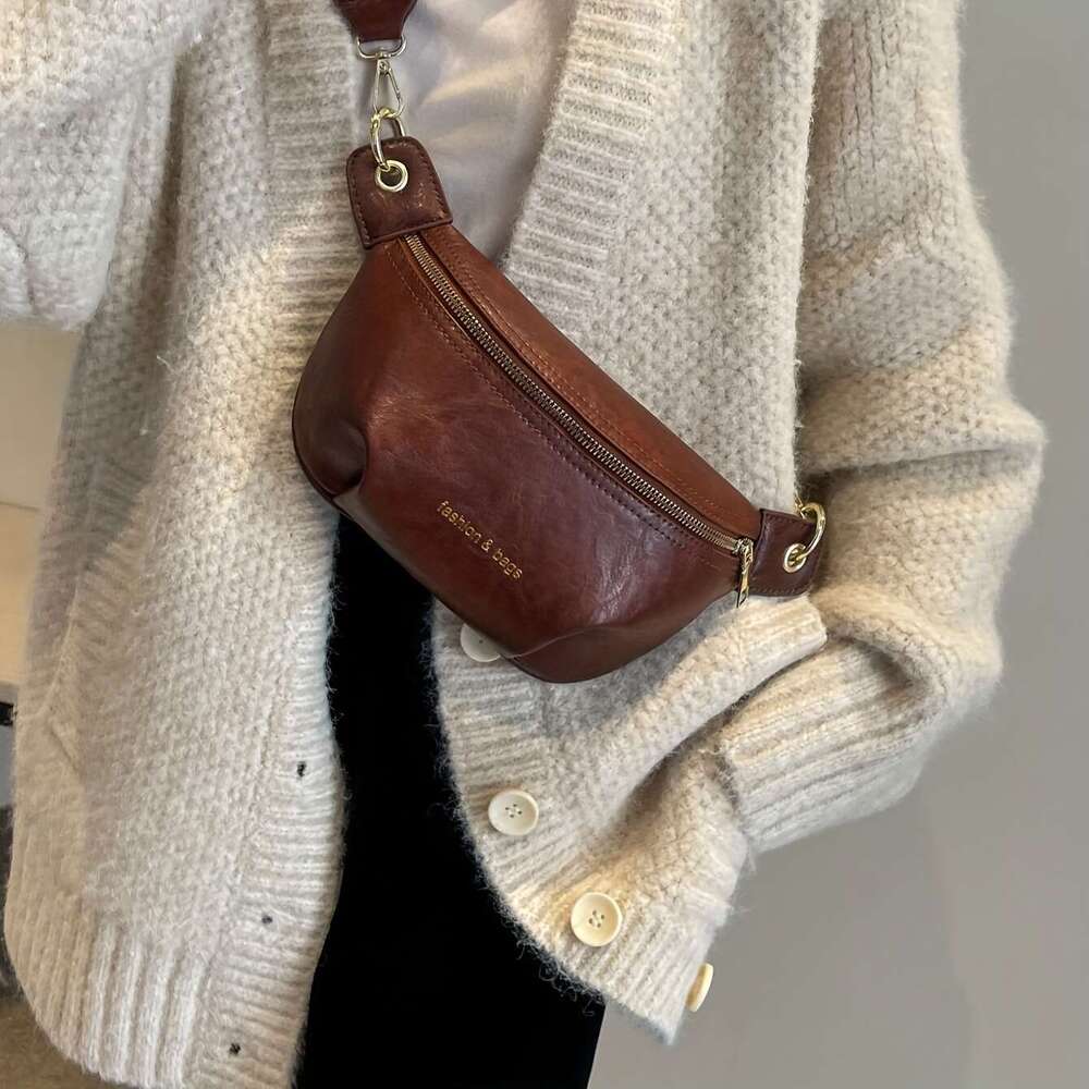 2023 Autumn/Winter Fashion Women's Backpack Style Artificial Leather Waist Bag with Adjustable Wide Shoulder Strap, Anti Staining, Zipper Closure