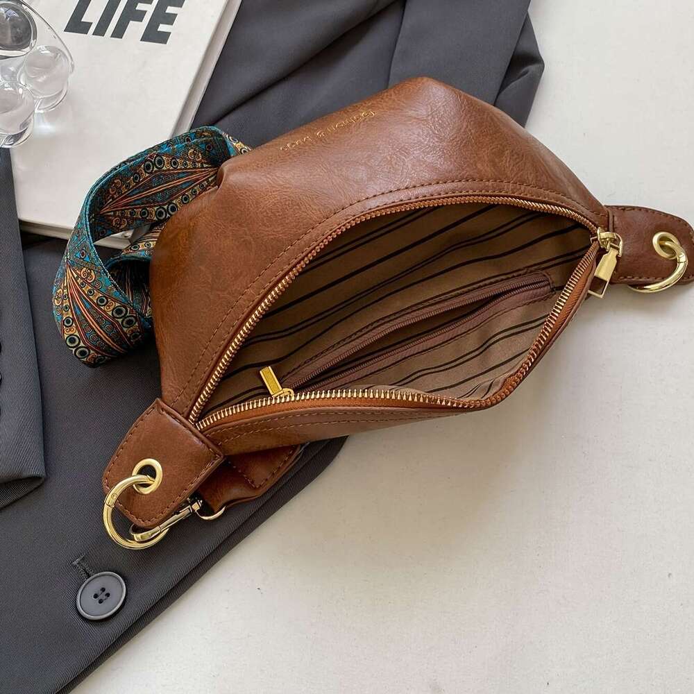 2023 Autumn/Winter Fashion Women's Backpack Style Artificial Leather Waist Bag with Adjustable Wide Shoulder Strap, Anti Staining, Zipper Closure