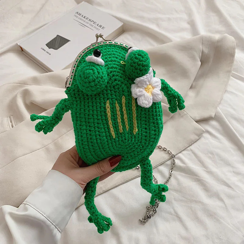 Women Funny cartoon frog small bag Japanese personality chain shoulder bag ins net red girl knitted mobile phone bag 250113