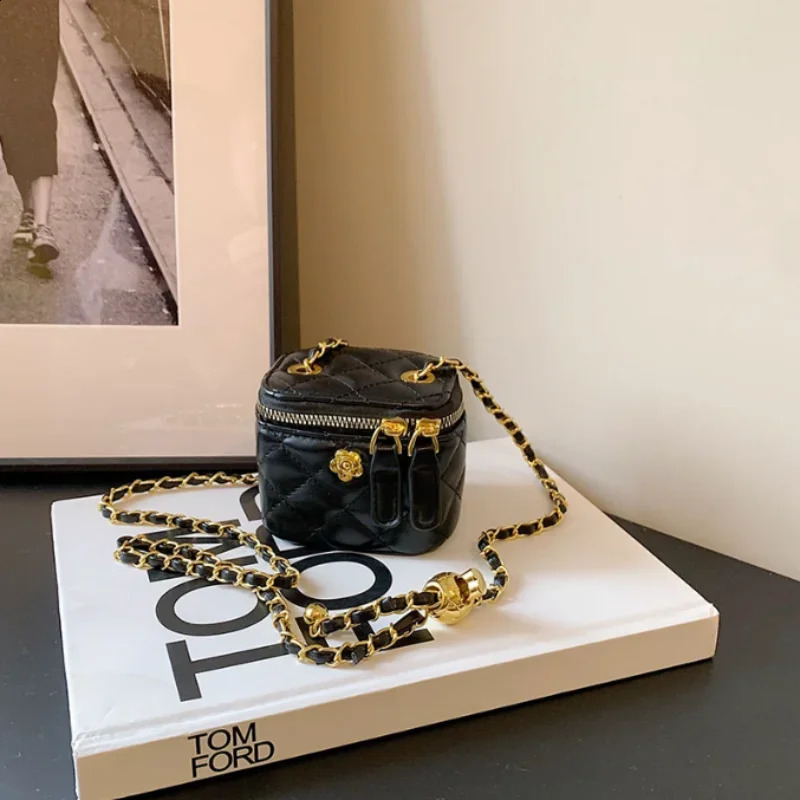 Fashion Childrens Bag Girl Baby Lingge Chain Bag Girl Crossbody Bag Handbag Bags For Girls Kids Bag 250121