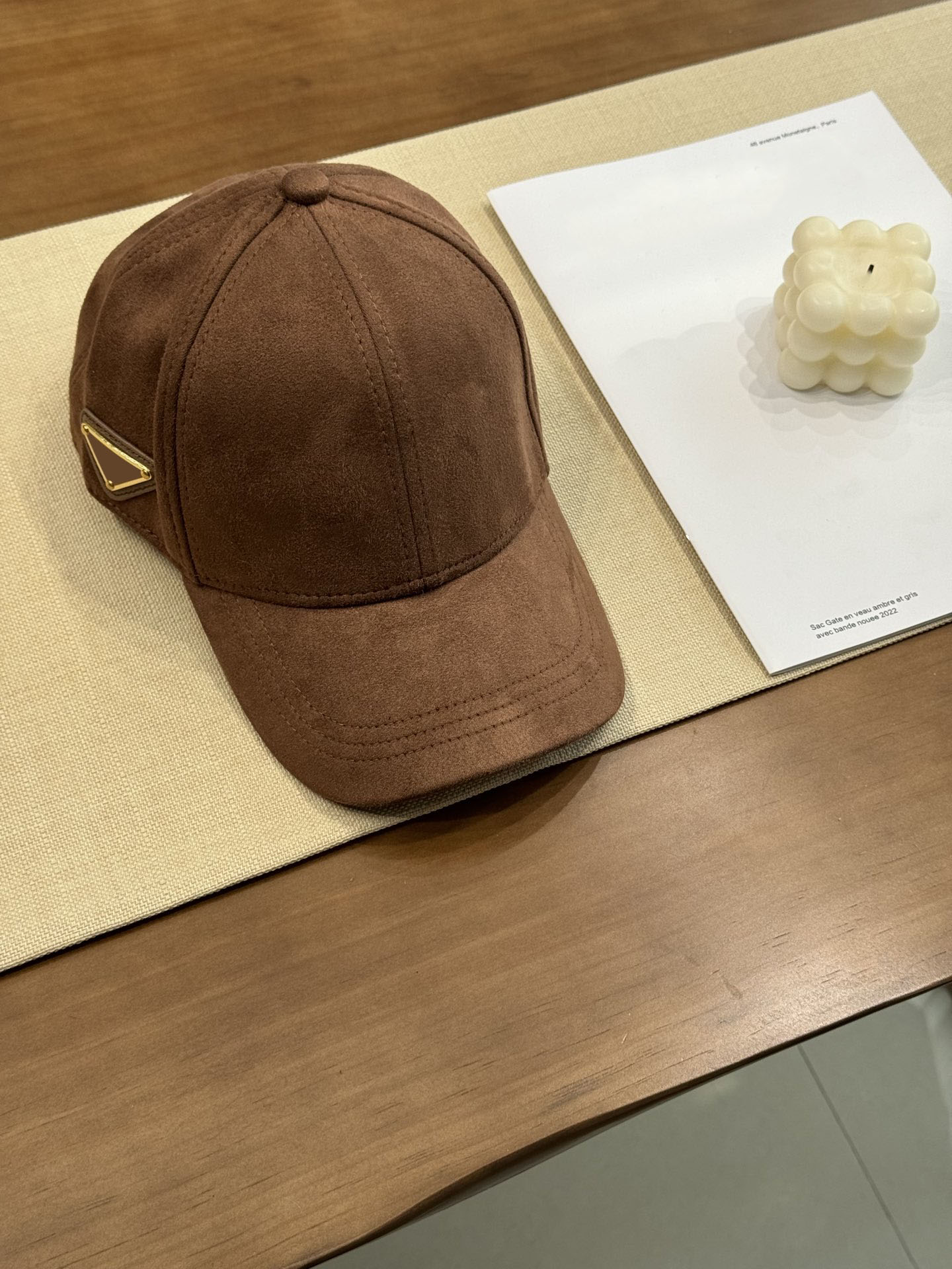 Ball Caps Designer Hats Classic Simple Versatile And Casual Womens Hats Autumn And Winter Metal Letters Are Fashionable And Warm Ball Caps AA