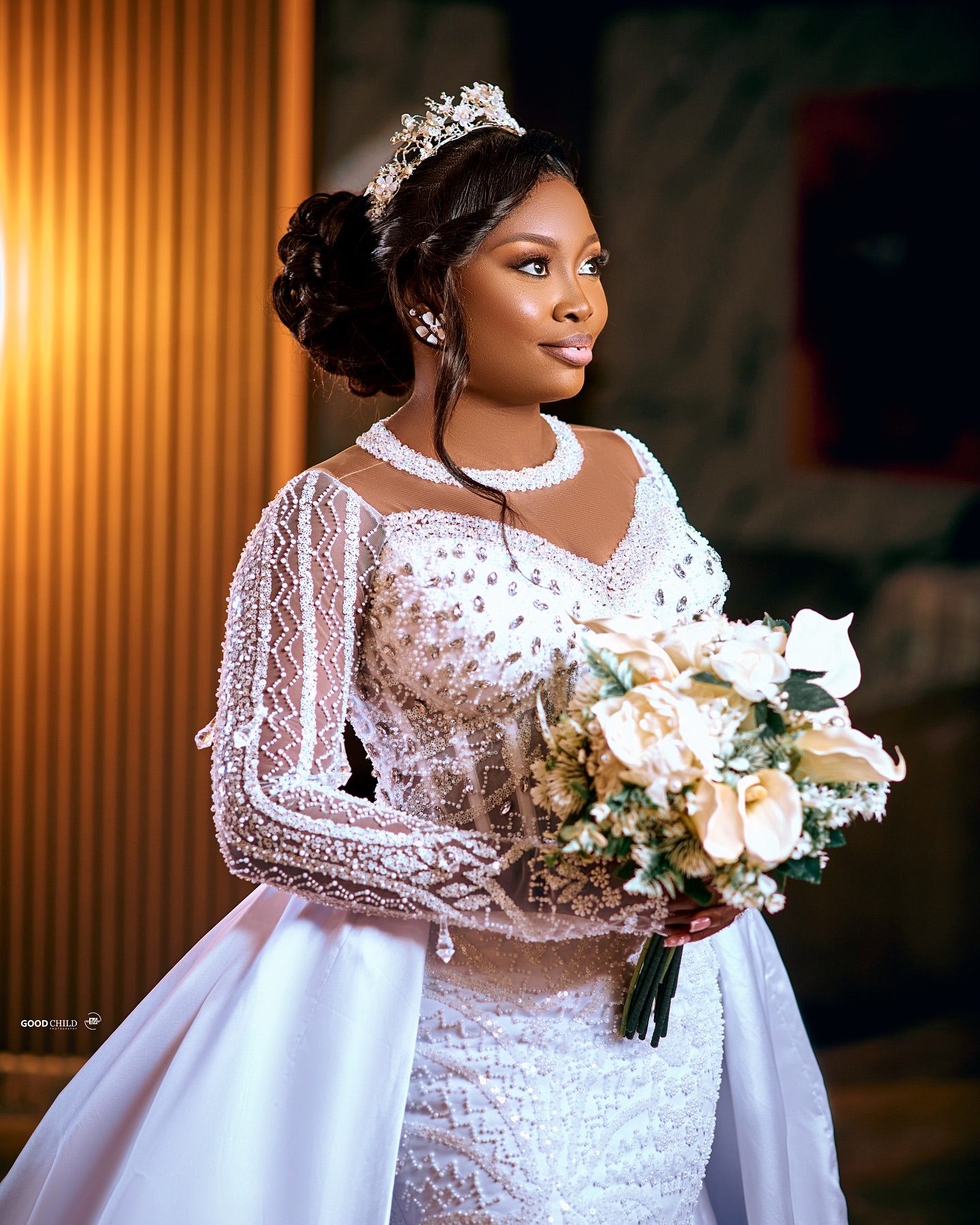 2025 Arabic Aso Ebi Plus Size White Wedding Dresses Crystals Beaded Full Sleeves Detachable Train Bridal Gowns Dress For Bride