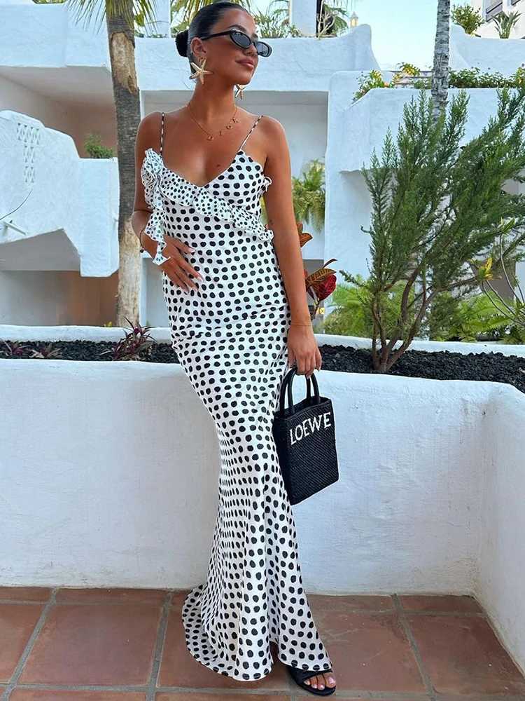 Basic Casual Dresses Fantoye Sexy Backless 3D Flower Dots Women Maxi Dress White Spaghetti Strap Evening Dress Summer Skinny Elegant Party Beachwear H