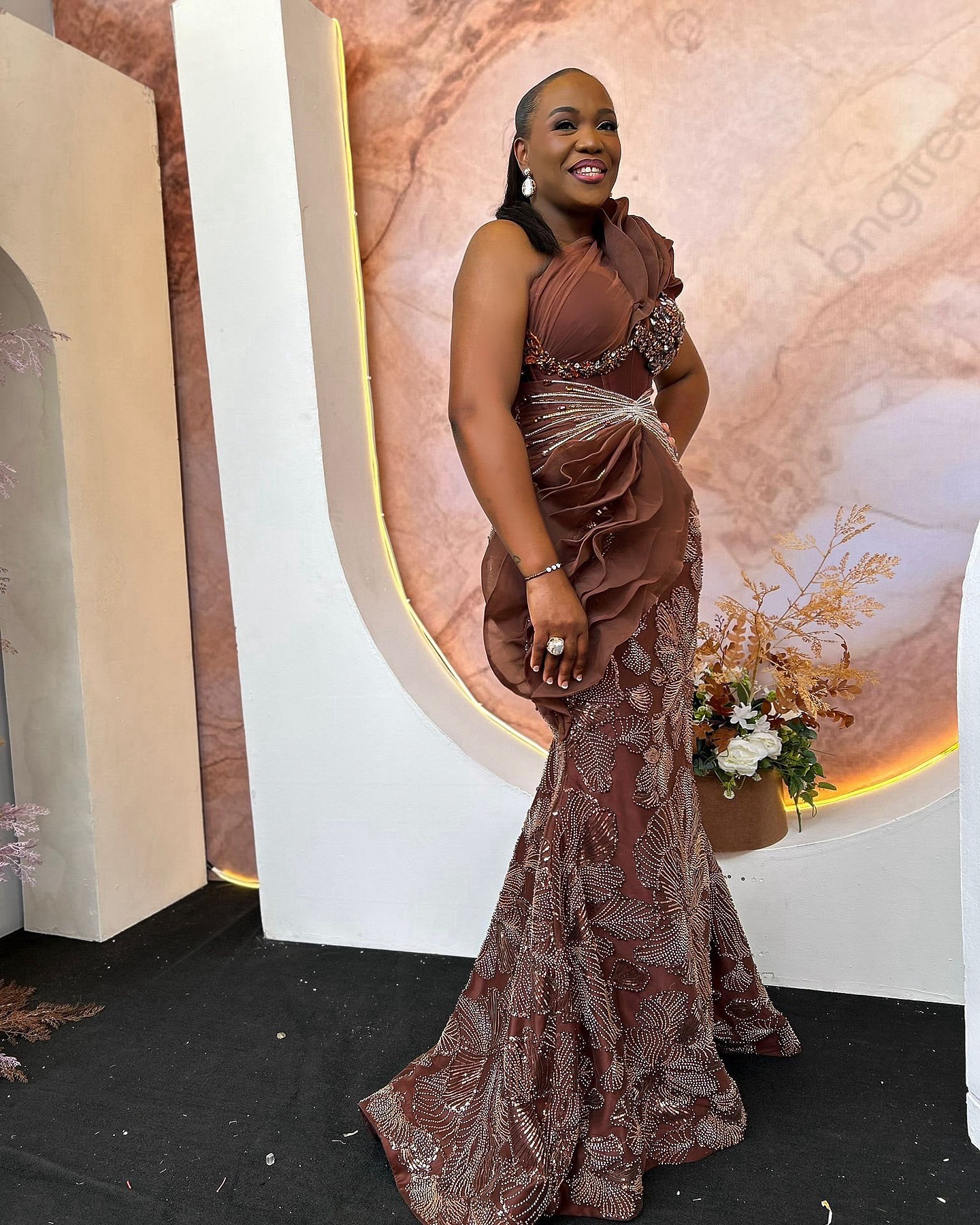 Aso Ebi Chocolate Mermaid Prom Dresses 2025 ral Lace Crystals Evening Formal Party Second Birthday Engagement Gowns Plus Size Dress For Special Ocns