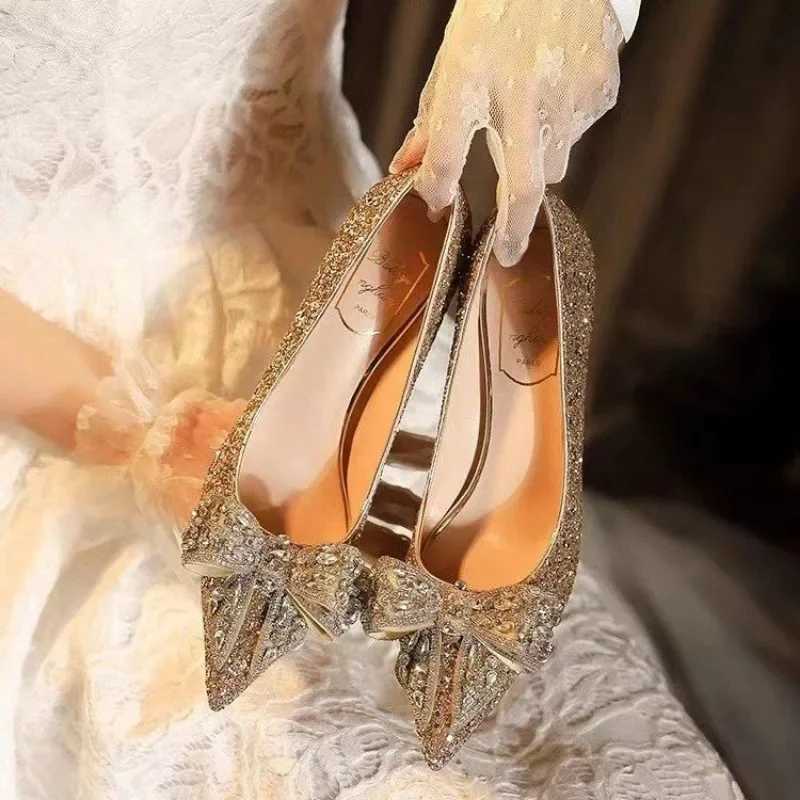Pointed New Toe Thin Fashion Sexy Super Heel Hot 12Cm Large Gold Sier Wens Shoes High H Banquet Z250121