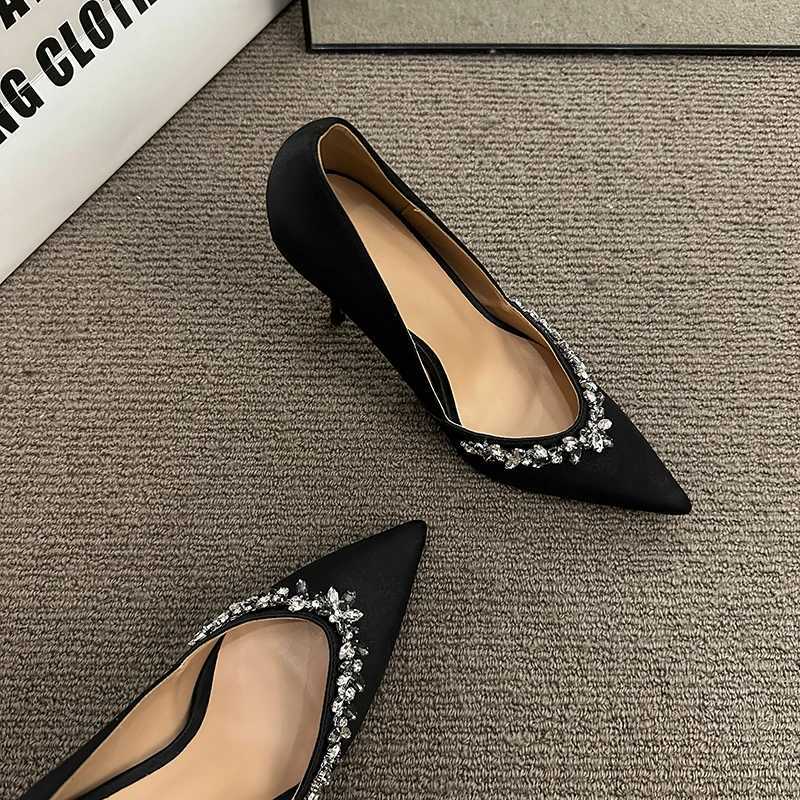 Pointed New Sexy Bed High 7.5Cm Or 9Cm Rhinestone Thin Hot Heel Fashion New H Shoes For Wen 2024 Pumps Z250121