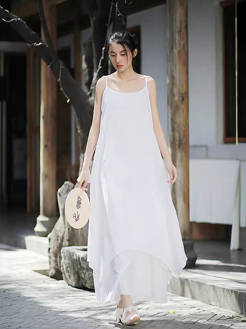 T5160 Dark Yamamoto style wood ear lace pinch pleated literary and elegant suspender skirt black and white dress