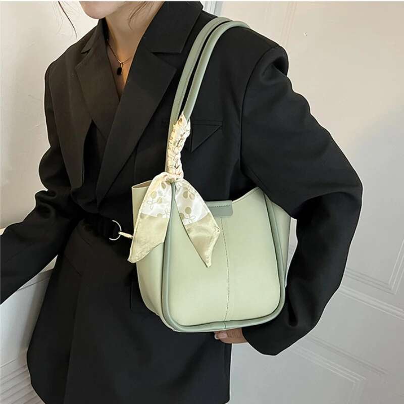 TRAVEASY Fashion Summer Scarves PU Leather Bucket Tote Bags For Women Casual Patchwork Large Capacity Female Armpit Hand Bag
