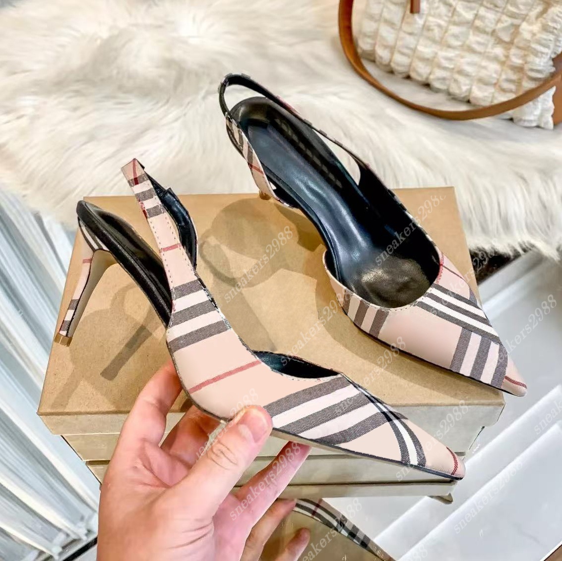 Designer high heels dress shoes luxury retro sandals classic stiletto shoes Women mesh crystal summer ankle strap party shoes