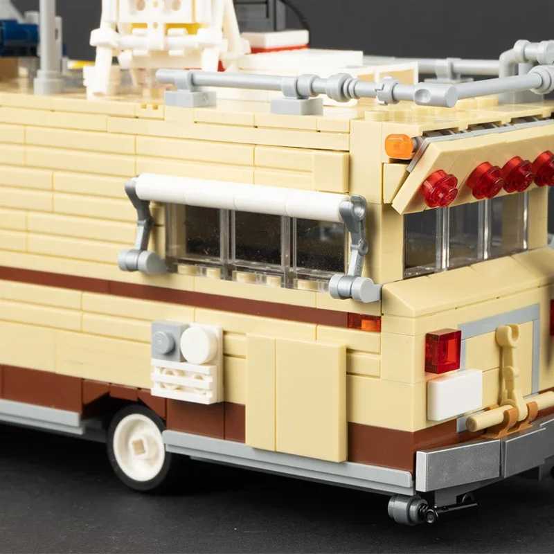 Moc The Walking Deaded Car Dales RV Model Building Blocks Kit Movies1973 Chieftainer Van Vehicle Bricks Toys Gifts W250115