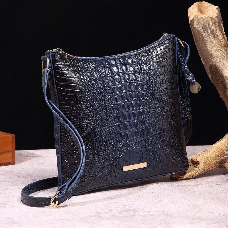 Retro Women's Bag Multi-Color Crocodile Pattern Brahman