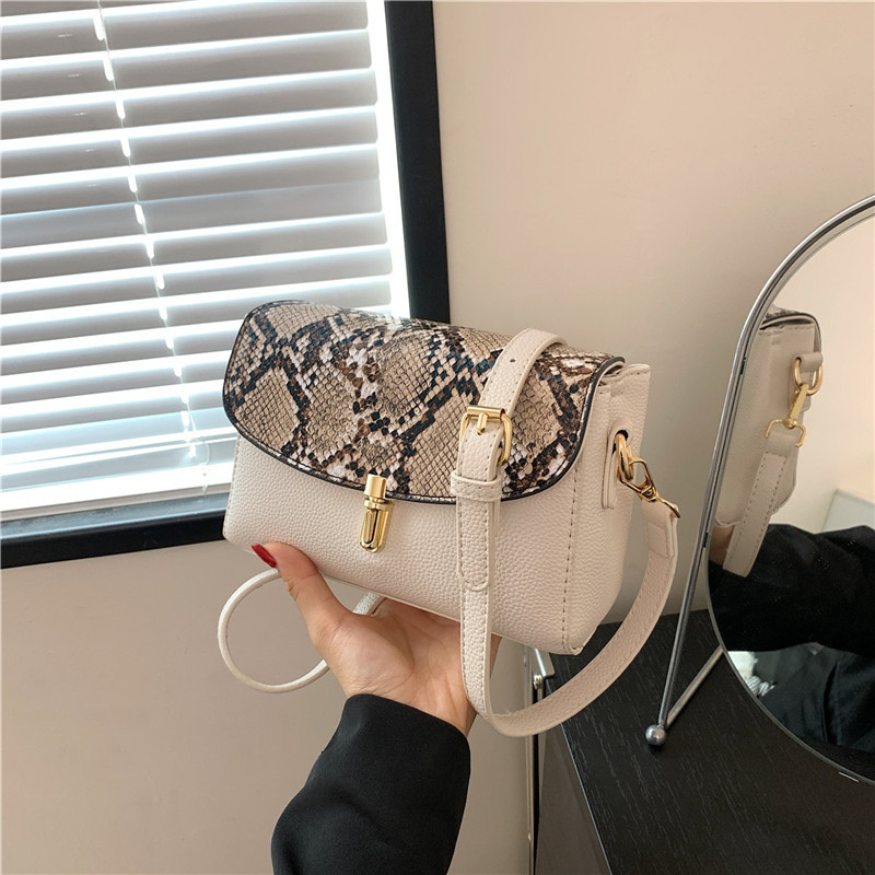 Cross-border new fashion snake women's small square hot single shoulder crossbody mobile phone bag 2025