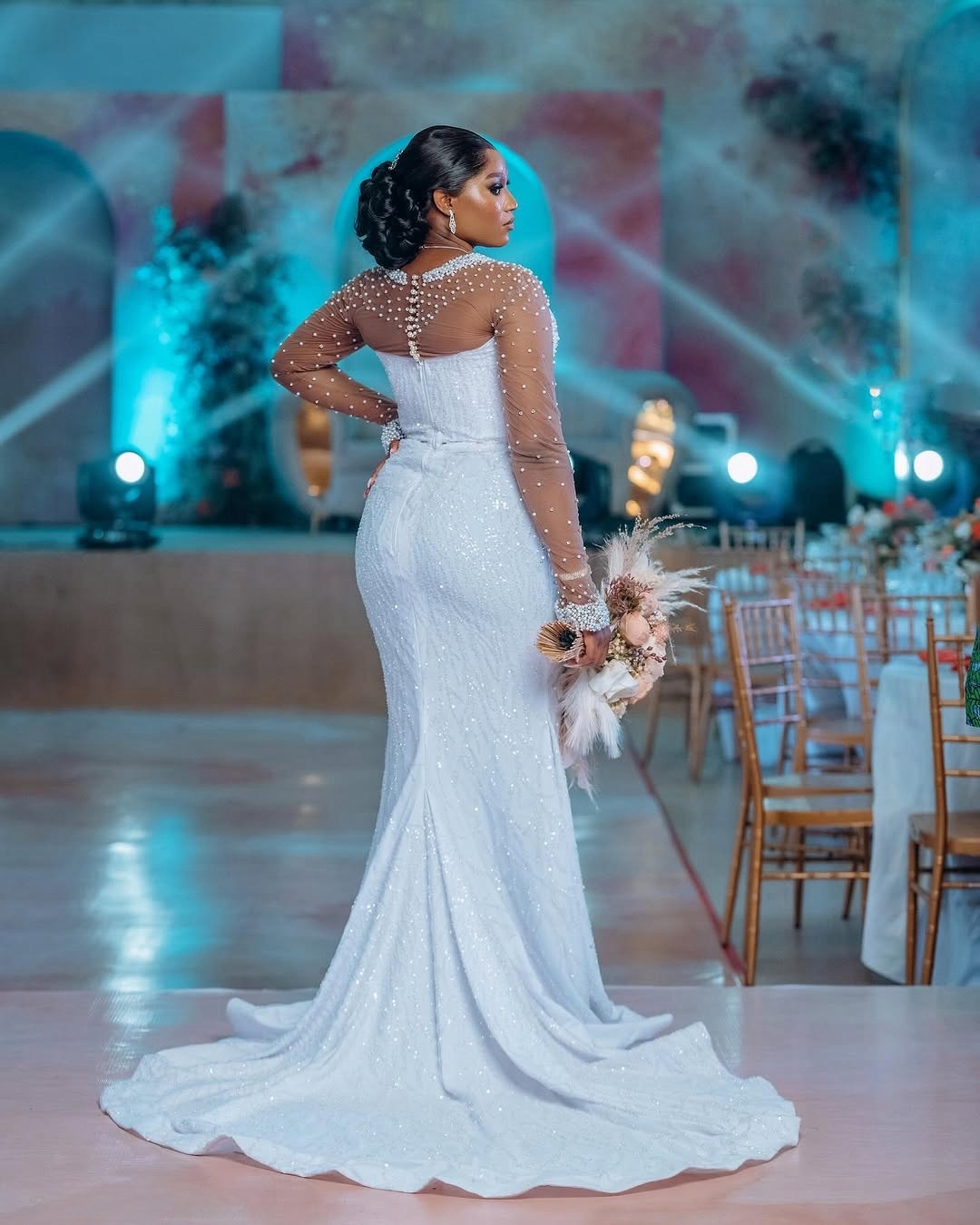 2025 Arabic Aso Ebi Plus Size Ivory Lace Wedding Dresses Pearls Crystals Detachable Train Full Sleeves Bridal Gowns Dress For Bride
