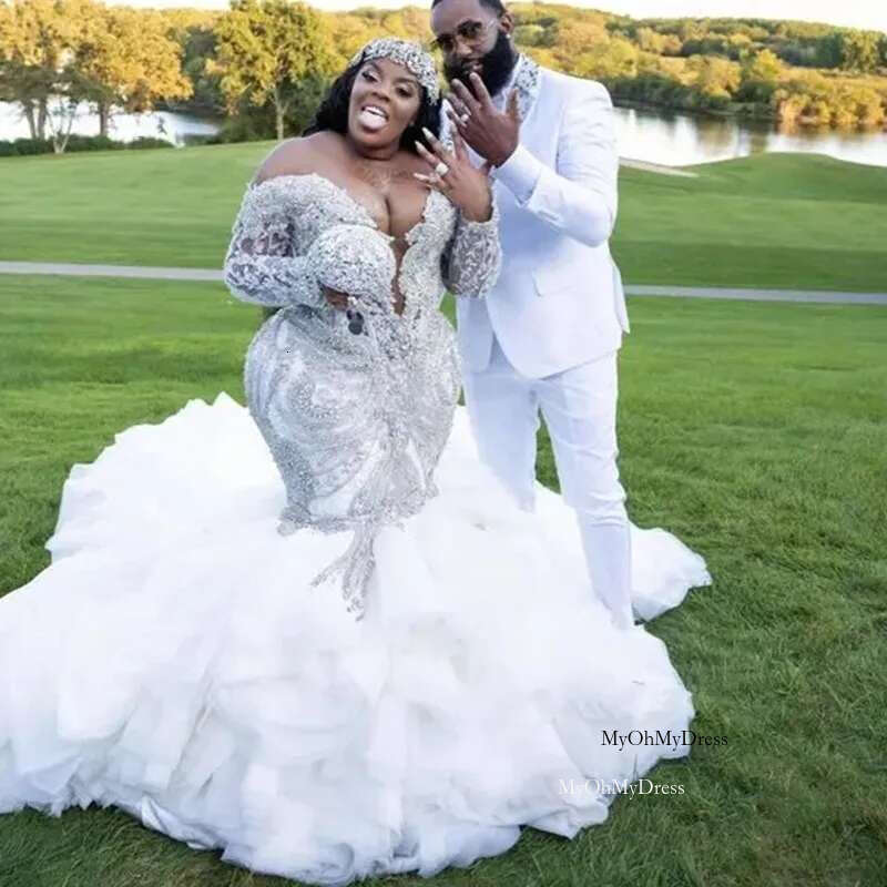 Plus Size Mermaid Aso Ebi Wedding Dresses 2023 Sparkly Crystal Lace Beaded Royal Train Long Sleeve Black Girl Bridal Gown 328 0121