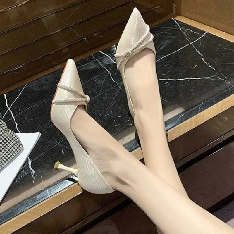 Ladies Pumps Black Rhinestone Dia Wedding Hot Bride Shoe With Heel Wens New Shoes Crystals Elegant Dress A Lastest Wholes Chic Z250121