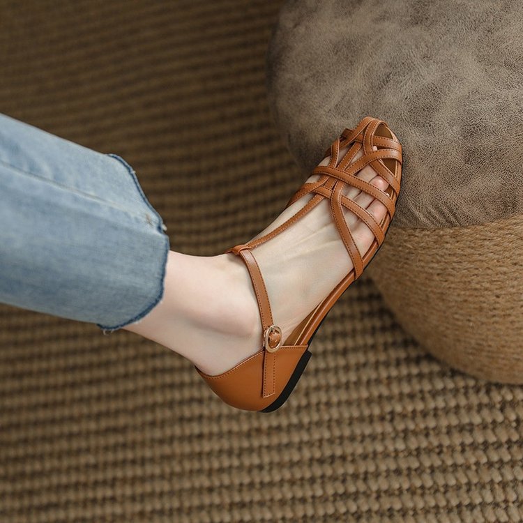 Women Sandals Fashion Flat Bottom Retro Style Design Sense Triple hot Brown White Free shipping