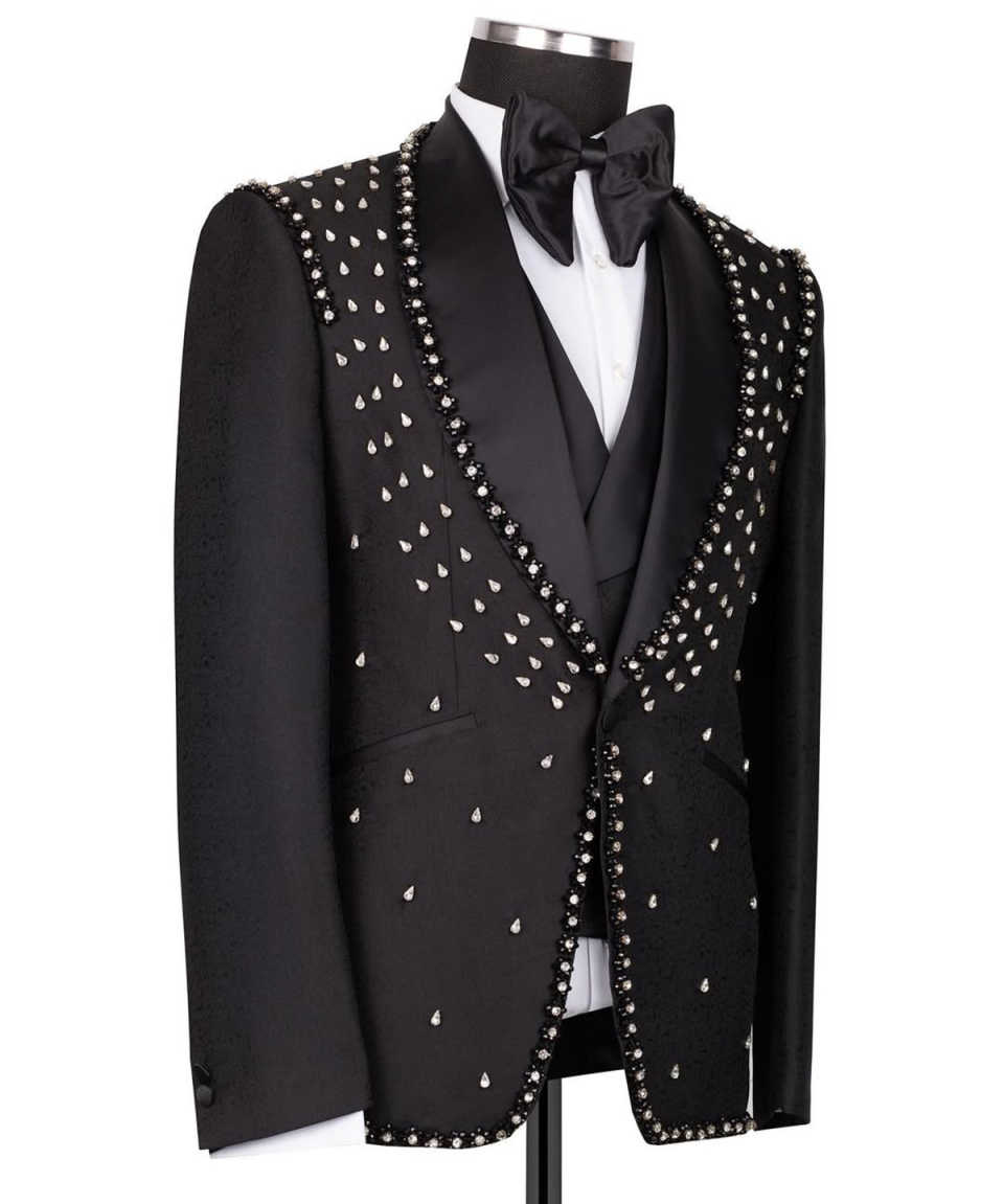 2025 New Fashion Two-pieces Customized Slim Fit Groom Tuxedos Mans Suits One Button Business Casual Suit Shawl Lapel Beading Bridegroom Tailor Custom 