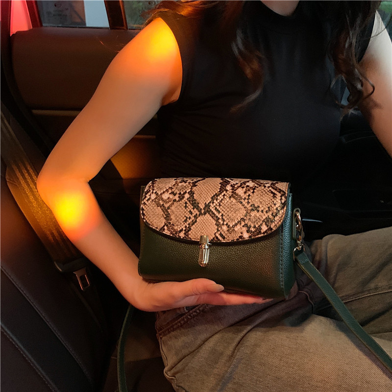 Cross-border new fashion snake women's small square hot single shoulder crossbody mobile phone bag 2025