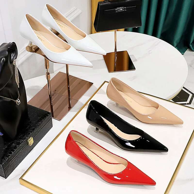 Patent Leather Mid Heel 2025 Spring New Kitten 4.5 Cm Pointed Shoes Women Pumps Occupational OL Office Heels