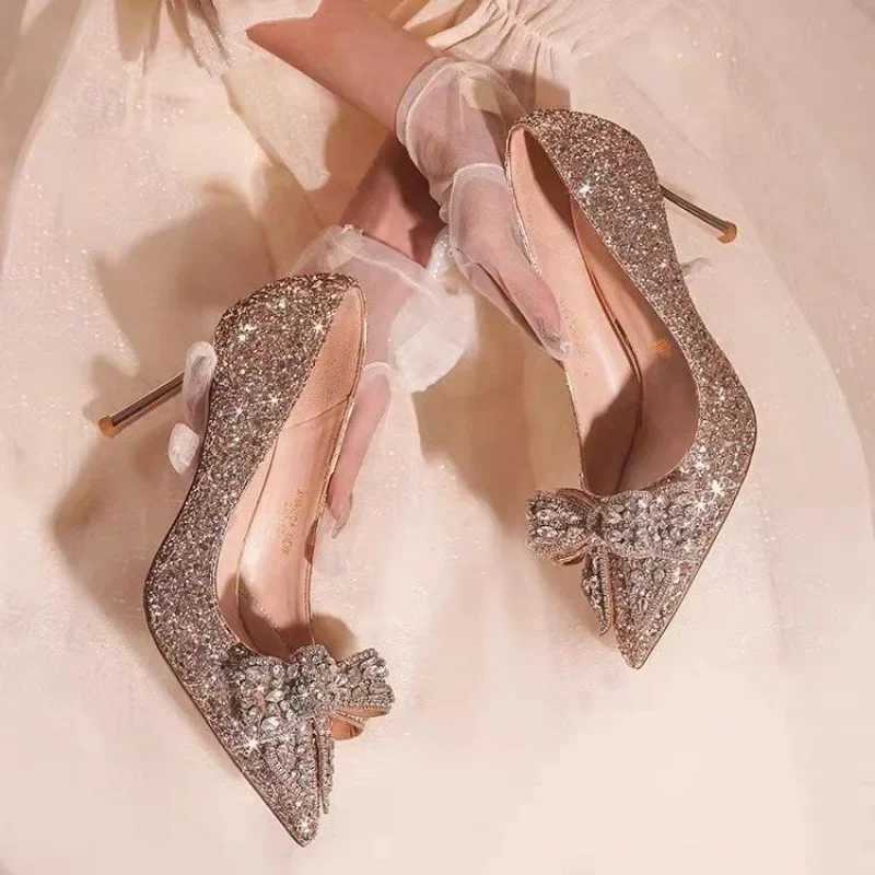 Pointed New Toe Thin Fashion Sexy Super Heel Hot 12Cm Large Gold Sier Wens Shoes High H Banquet Z250121