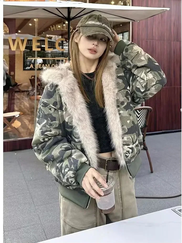 American Vintage Camouflage Plush Hat Jacket Y2K High Street Hip hop Harajuku Loose Women Make Old Hoodies Fashion Streetwear 250113