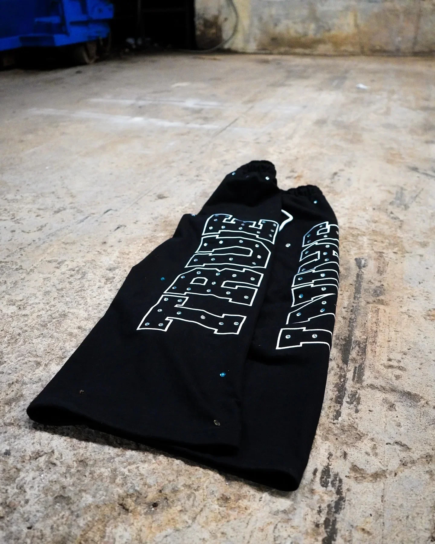 Y2k Gothic Agate Seoned Rheinstone Embroidered Wide Leg Pants Harajuku Loose Stretch Jogging Casual Pants Mens and Womens Sports Pants 250121