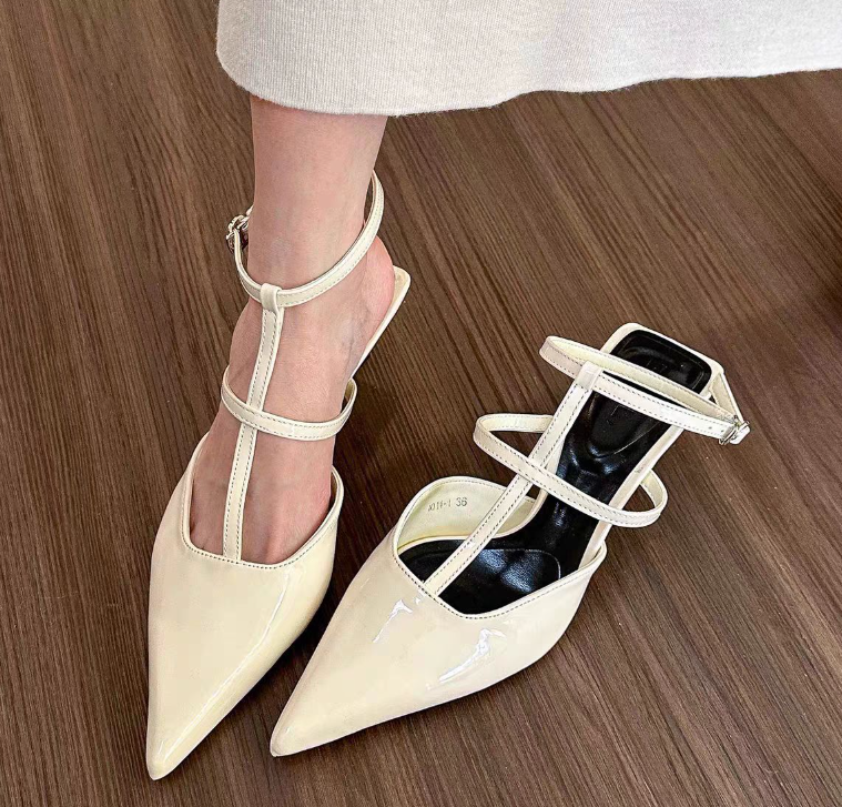 Women Sandals Fashion Simple Style Versatile NEW hot hot High Heel Trendy Triple Black Beige Nude Free shipping