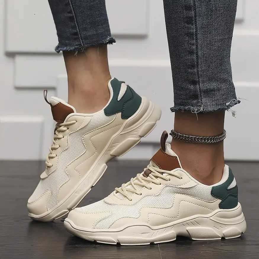 Womens sports shoes womens lightweight mesh breathable casual shoes womens black sports shoesXJ250324