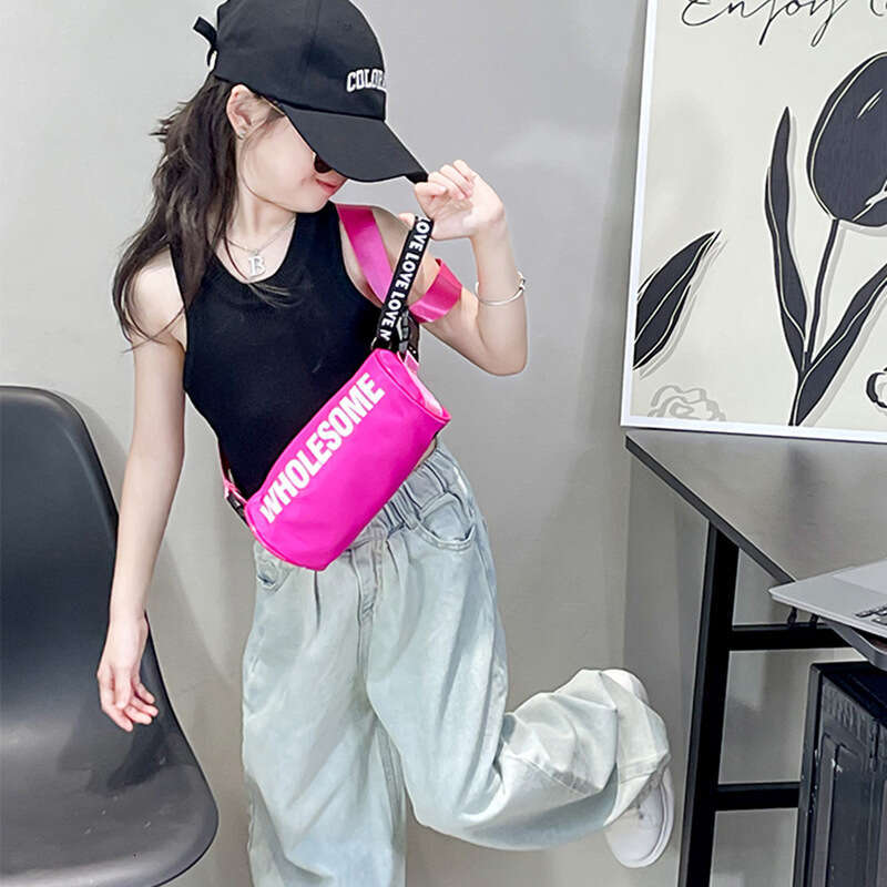 Trendy Cool Instagram Style Lightweight Shoulder For Boys Girls, Outdoor Travel Casual Bag, Letter Contrasting Color Reducing And Wear-Resistant Chest