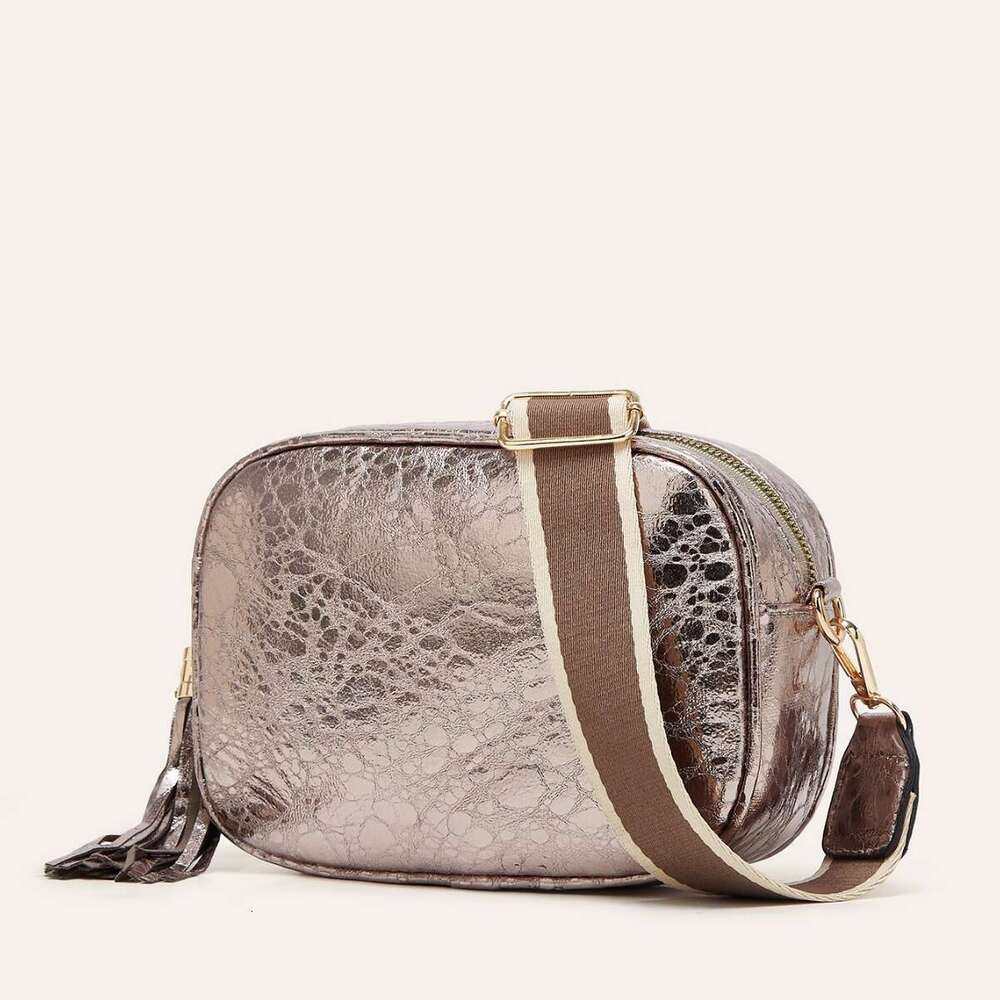 Small Niche Design Shoulder For Women, Spring/Summer New Collection, High-End, Fashionable, Versatile, Daily Casual Diagonal Cross Bag B2