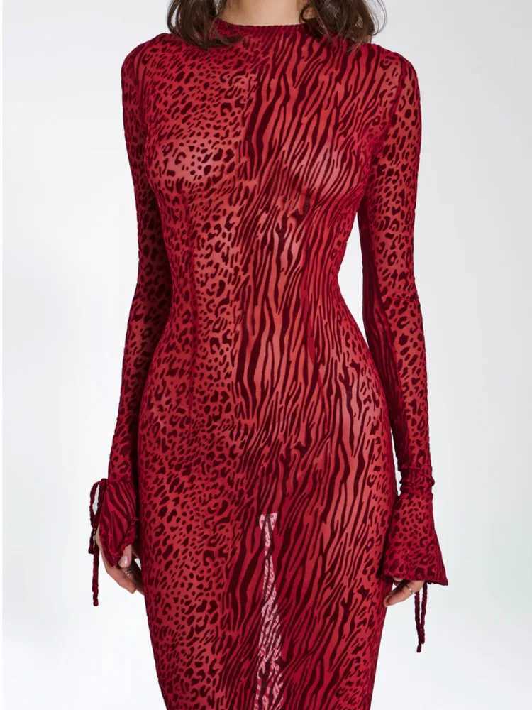 Basic Casual Dresses Articat Fashion Long Slved Hollow Out Open Back Mesh Dress For Women Print Elegant Female New Slim Party Evening Dress 2024 H2512