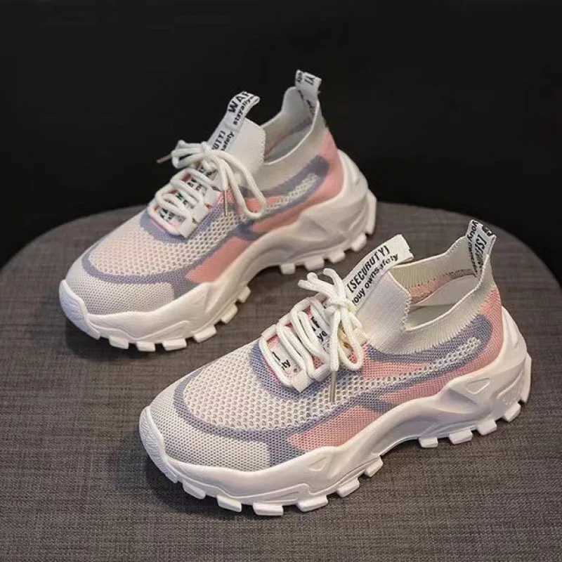 2024 new Fly womens mesh casual breathable sports shoes Korean style thick soled womens mesh red shoes light running shoesXJ250324