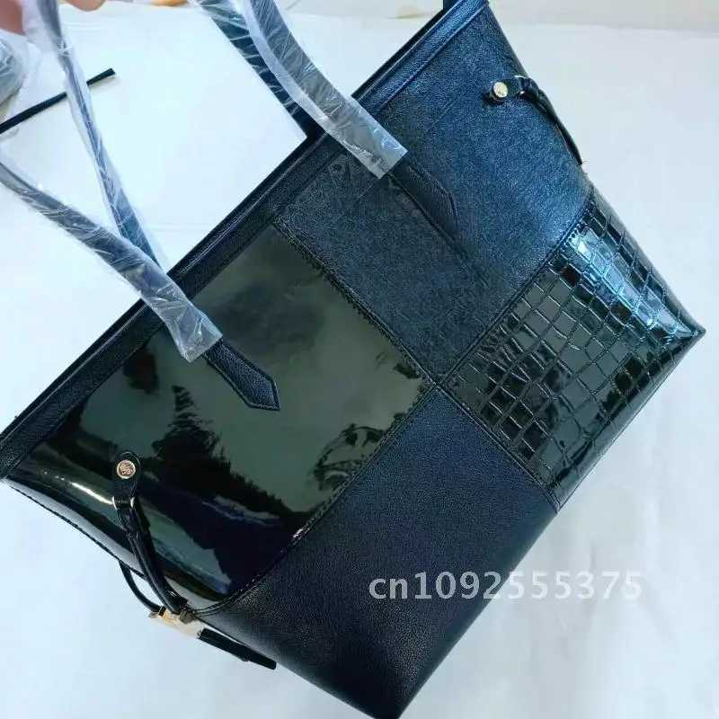Commuter large capacity handbag niche high-end womens integrated shoulder bag Y250121