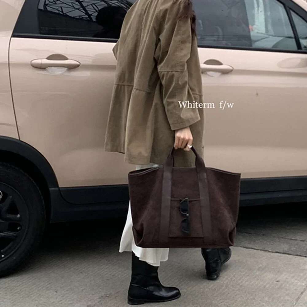 Large Capacity Suede Tote Vintage Designer Bags for Women 2025 Handbags Autumn and Winter Shoulder Bag Shopper Purses