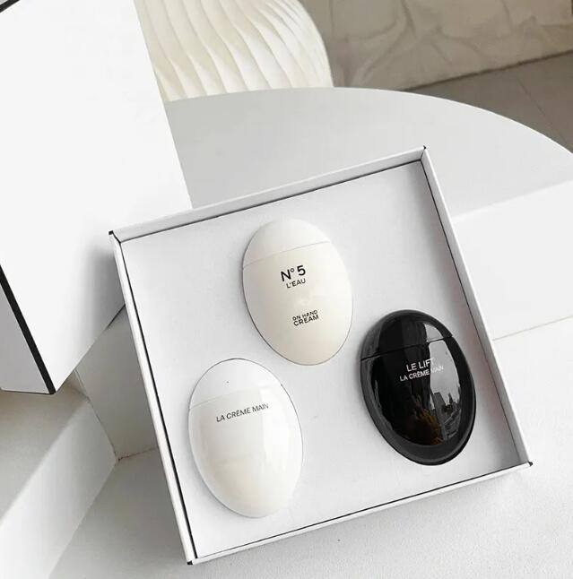 Brand LE LIFT Hand Cream Set 50ml*3 LA CREME MAIN Black & White Egg Hands Cream Skin Care 50ml 1.7FL.OZ Bady Care Cream Fast And Free Shipping