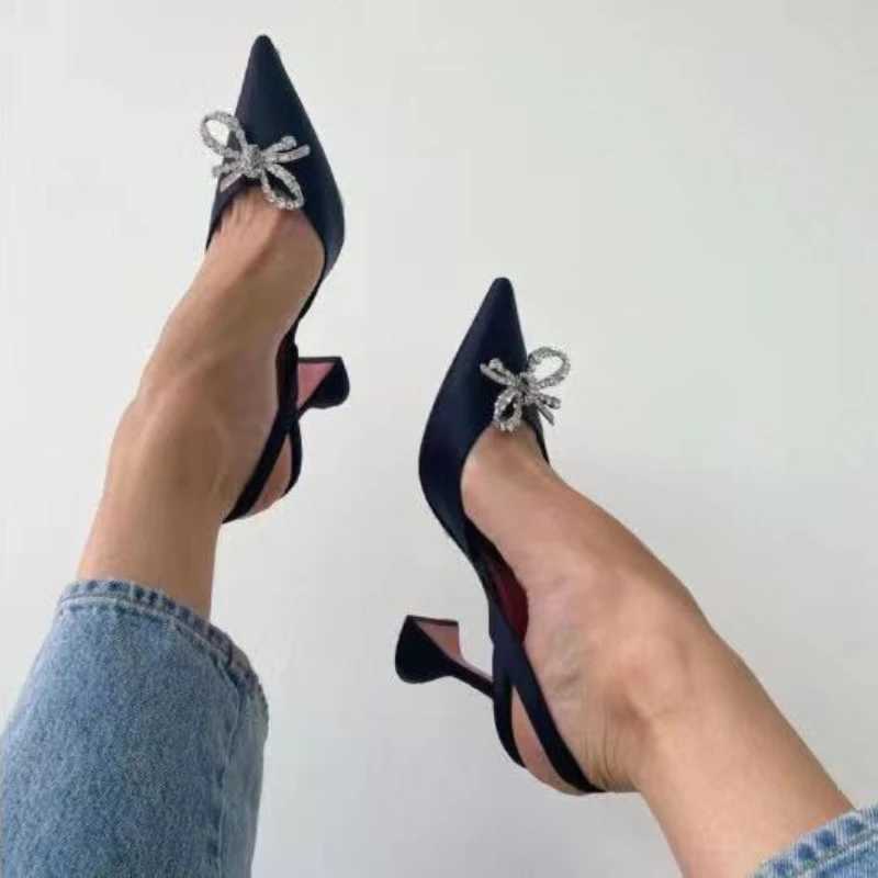 2021summer New hot Stiletto Heel Pointed Toe Strap High-Heeled Sandals Wens Rhinestone Bow Pumps Z250122