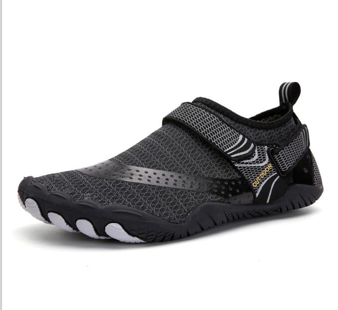 #GDM17 Climbing Hiking Gym Shoes Men Outdoor Beach Wading Tenis Barefoot Sneakers Support QC Pics Before Shipping