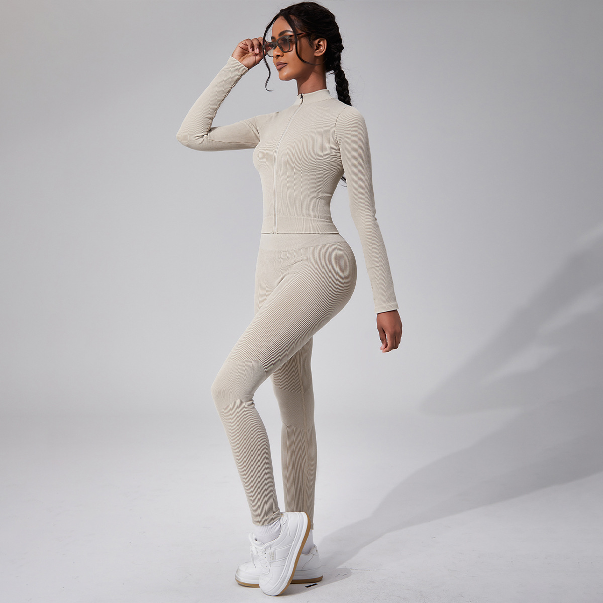 Advanced Women's Designer Sand Washed Zipper Fashion Seamless Yoga Set Threaded Casual Long Sleeve Pants Fitness Suit Sports Set