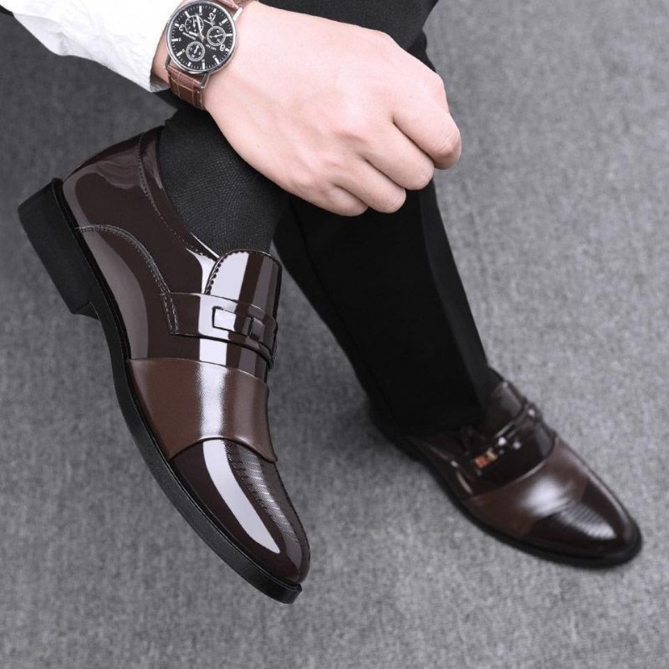 2025 dress shoes for men mens black brown Patent Leather party formal Wedding Pointed Toes outdoor casual shoe trainers sneakers