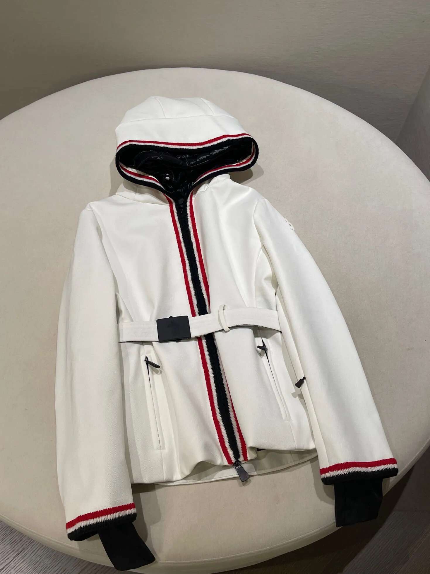 Top End Women Fashion Long Sleeve White Goose Down Slim Hooded Outdoor Skiing Jacket W/T Belt Elegant Lady All Match Zipper Coat