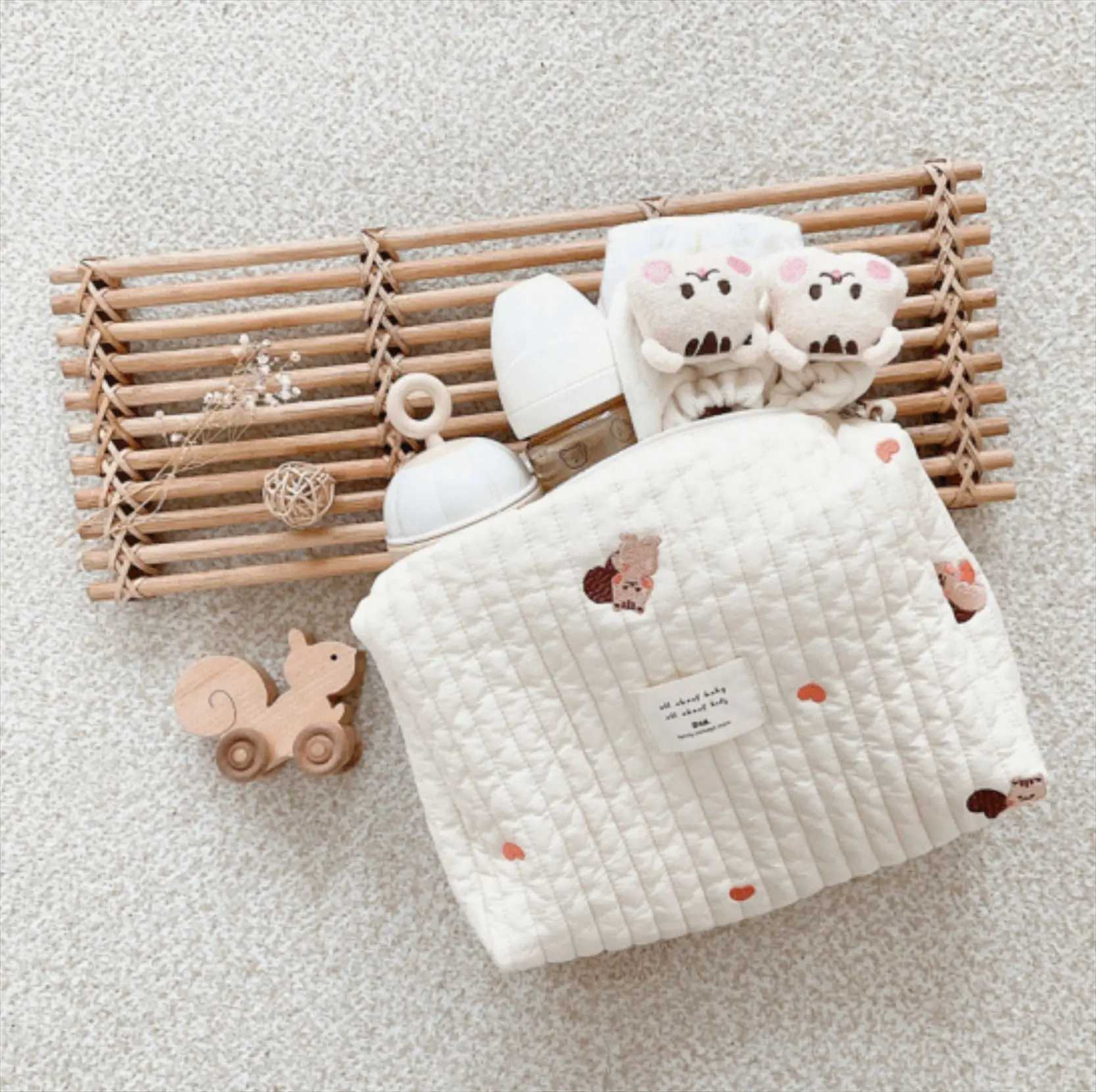 Bear Embroidery Baby Nappy Bag Stroller Diaper Caddies Bags Portable Nappies Storage Toiletry Organizer Mommy Bag for MomC250326
