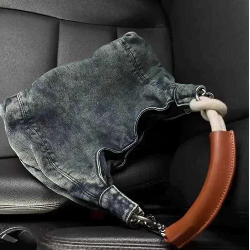 Designer Fashion s Womens bags New Canvas Denim Blue Bag Niche Leisure Versatile High Capacity Trend Handheld bag Shoulder bag Y251124