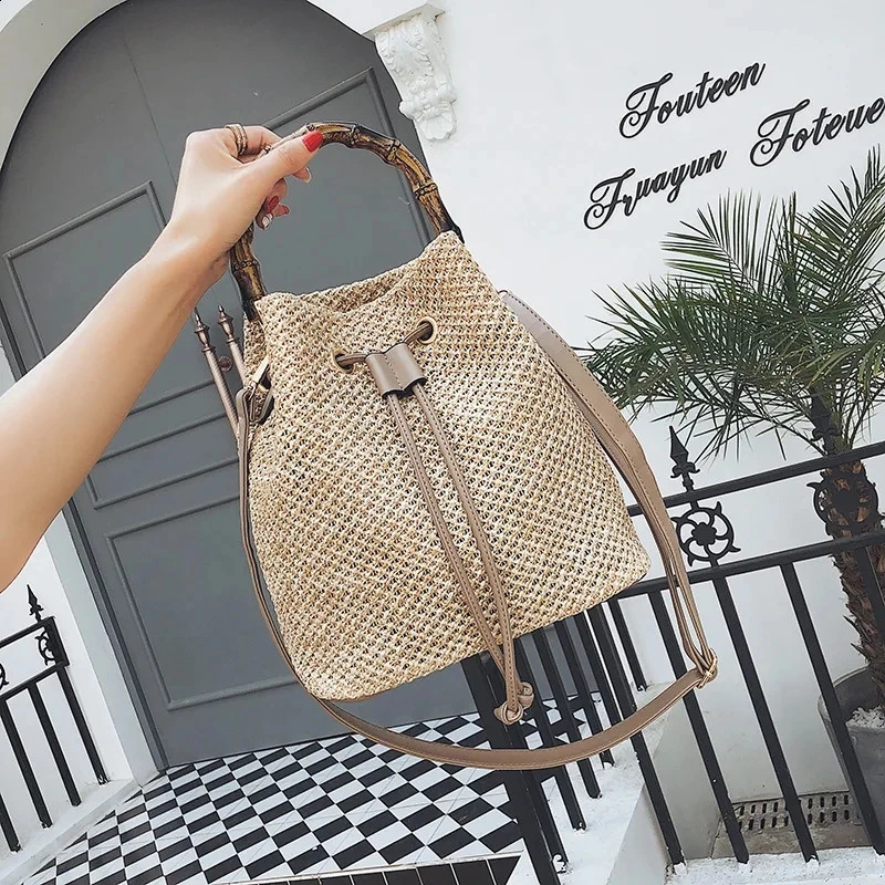 Female Summer Handmade Woven Shoulder Messenger Bags Women Drawstring Straw Bucket Bag Ladies Shopping Purse Beach Bags Handbags 250121