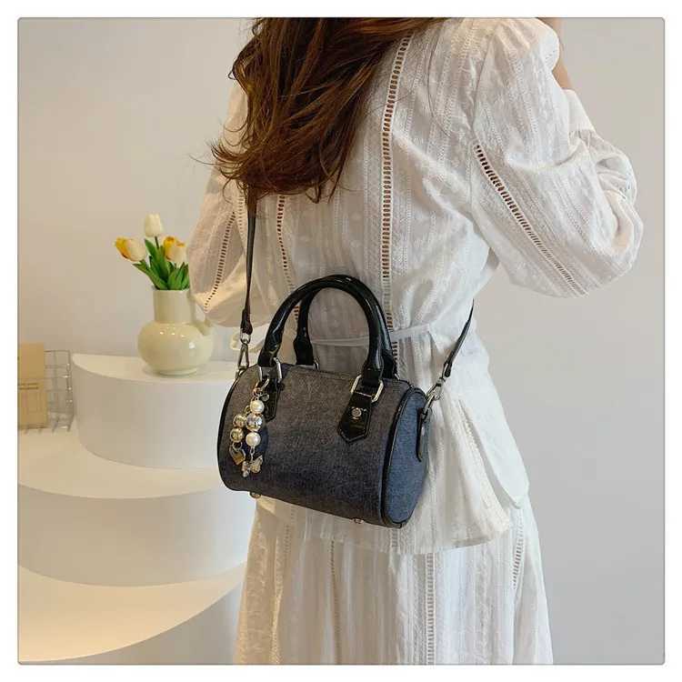 Luxury Designer Beading PU and Denim Patchwork Womens Handbag Casual Crossbody Bag Pillow Tote Y250324