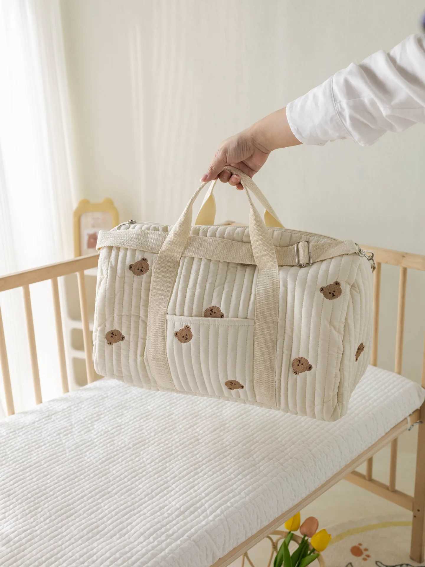 Little Bear Embroidered Handheld Shoulder Bag Cute Cartoon Large Capacity Mother Baby Parent Child Single Shoulder Bag Mommy BagC250326