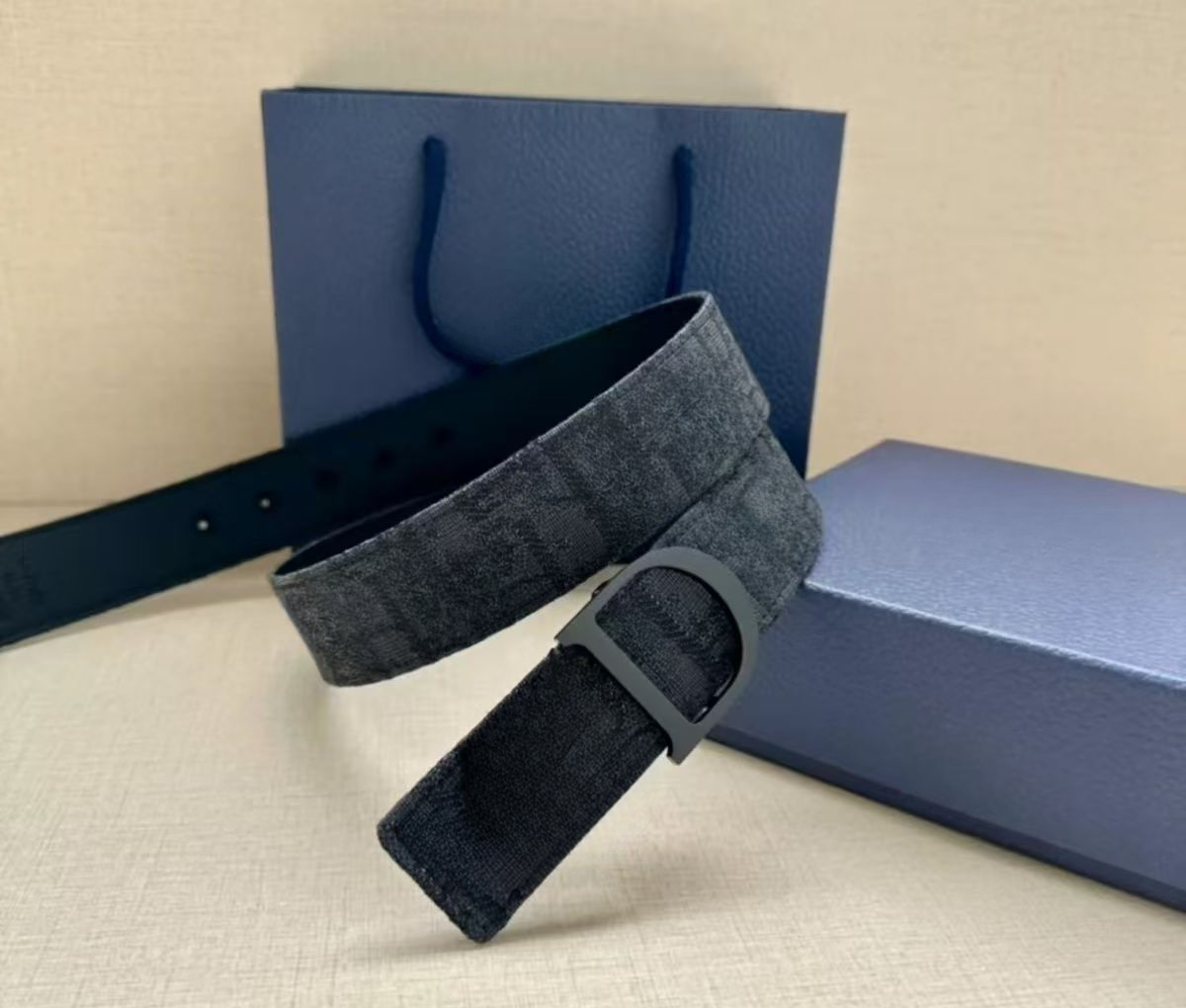 Designer Belt Designer Leather Belt Women's Leather Fashion Belt Cowhide Belt man metal letter smooth buckle genuine waistband fashionable belt with box gift card