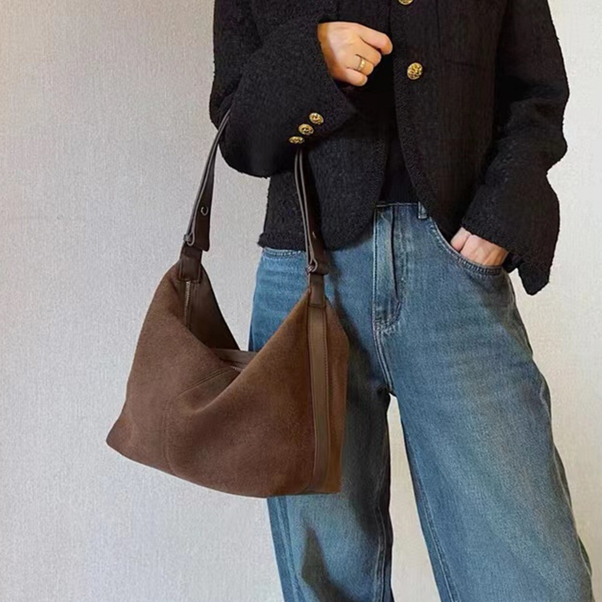Free Shipping New Designer Bag Handbag Suede Leather Large Capacity Bag Velvet Shoulder Bag Commuting Handbag Outdoor Leisure Bag
